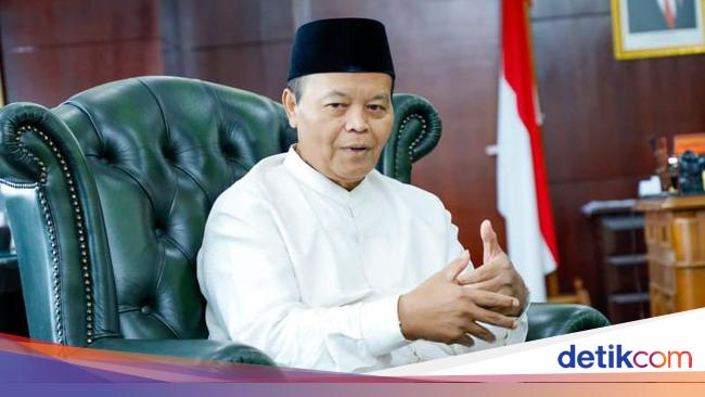 Kritik JR ke MK agar Bisa Tak Beragama, HNW: Bertentangan dengan Konstitusi