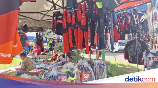 MXGP 2024 di Mataram Sepi Penonton, Pedagang Merchandise Gigit Jari