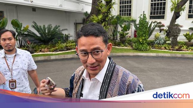 Sandiaga Pastikan Tidak Ada Iuran Pariwisata di Tiket Pesawat: Cuma Ide!