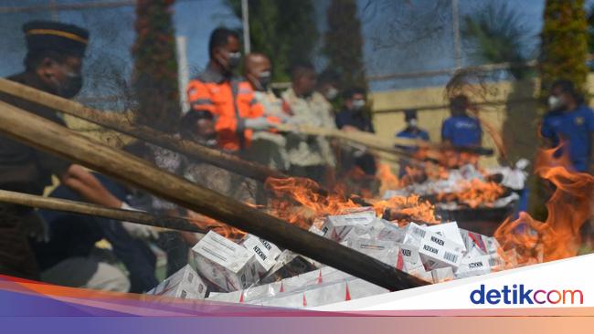 Cukai Batal Naik, Pemberantasan Rokok Ilegal Harus Digencarkan