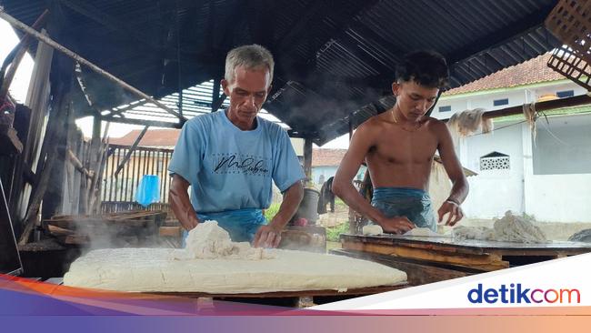 Cemasnya Perajin Tahu Ciamis gegara Dolar AS Naik Terus