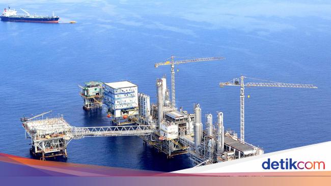 Pertamina Eksplorasi Cadangan Migas di Lepas Pantai Karawang