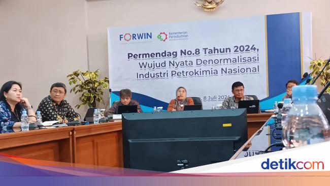 Kebanjiran Impor, Industri Plastik-Tekstil RI Babak Belur!