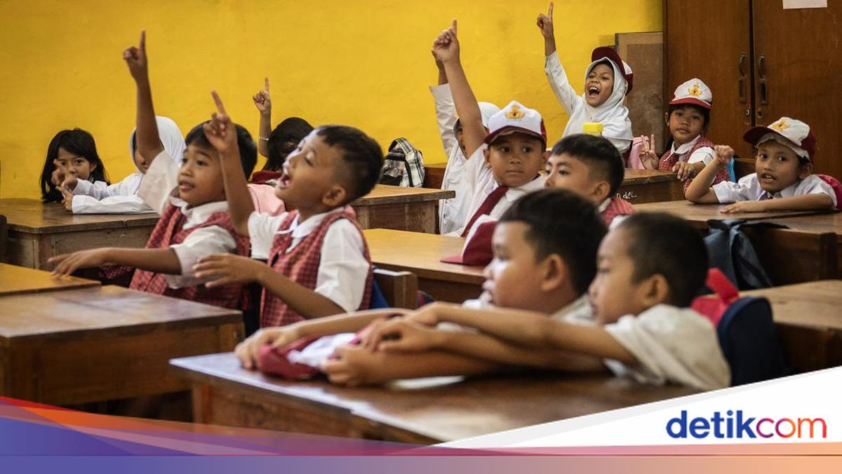Kemendikdasmen telah merilis tanggal resmi pelaksanaan TKA SD dan SMP tahun 2026. Kapan pendaftaran akan dibuka? Berikut jadwal dan materi tesnya.

Via @detik_edu