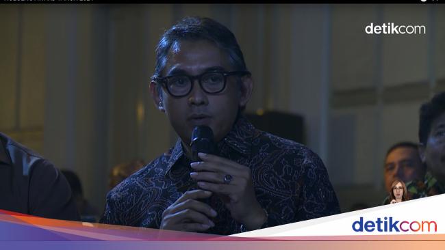 Kisah Menyentuh di Balik Lagu Sorga Dunia Gubahan Hoegeng