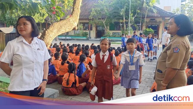 Cerita Hari Pertama MPLS SD di Denpasar, Anak Tantrum Tak Mau Dibangunkan