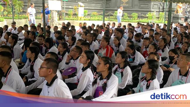 30+ Kesan dan Pesan untuk Kakak OSIS SMP-SMA Kreatif, Berkesan, Penuh Makna