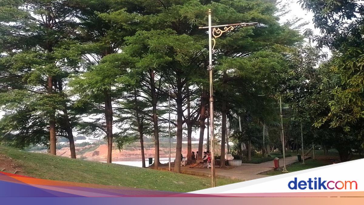 Menikmati Sejuknya Taman Waduk Ria Rio di Jakarta Timur