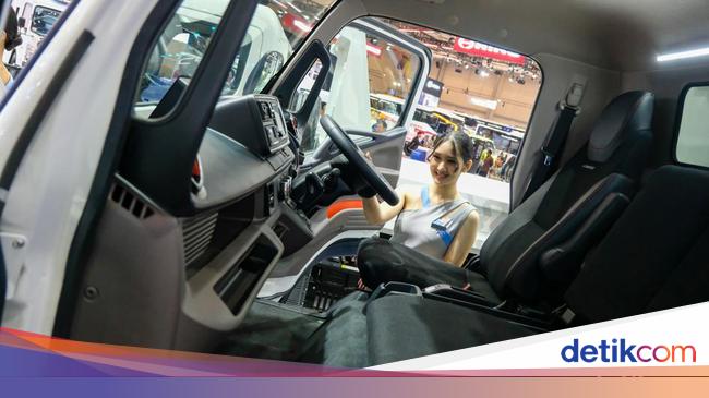 Laris Manis! Pesanan Truk Fuso di GIIAS Melebihi Target