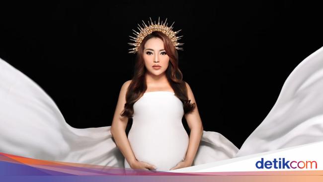 Mpok Alpa Berjuang Kemo Saat Hamil, Selalu Berucap 'Selamatkan Anak Saya'