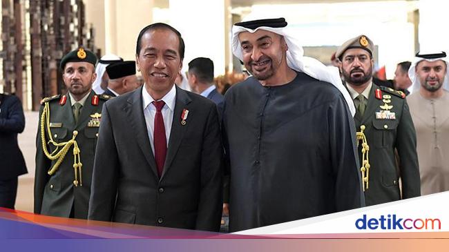 Jokowi Tawarkan MBZ Proyek Financial Center di IKN-Kendaraan Listrik