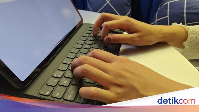 Kekeuh Dewan Bandung Barat Minta Tablet dengan Spek Dewa