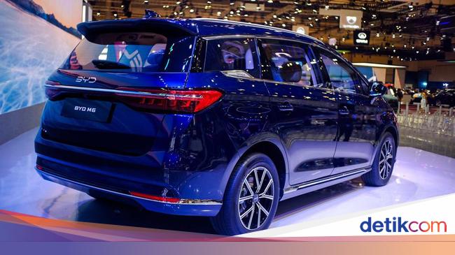BYD Jual MPV M6 Mulai Rp 379 Juta, Siapa Rivalnya?