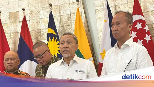 Zulhas Bertemu Menperin Empat Mata di Kemendag, Ini yang Dibahas