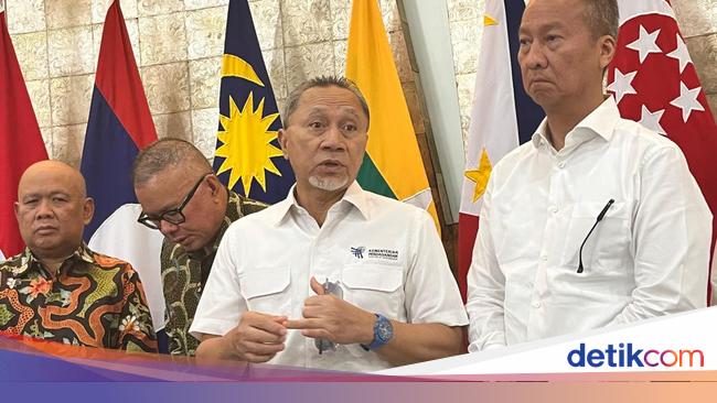 Mendag-Menperin Usul Jalur Masuk 7 Barang Impor Pindah ke Pelabuhan Luar Jawa