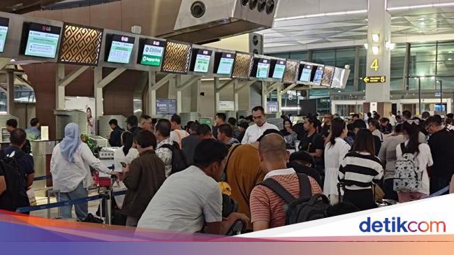 Microsoft Down Ganggu Sistem Bandara, Kemenhub Jamin Check-in Sudah Normal