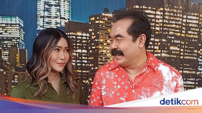 Adam Suseno Ulang Tahun ke-64, Cuma Minta Satu Hal dari Inul Daratista