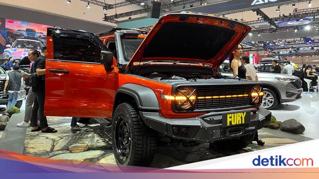 チャレンジパジェロフォーチュナー、GWMタンク300が8億3300万ルピアで販売される