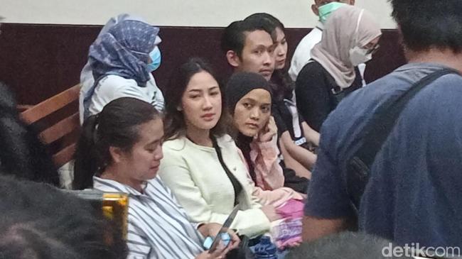 Yudha Pembunuh Dante Lolos Hukuman Mati, Tamara Hargai Keputusan Hakim