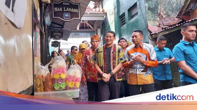 Sandiaga Target Harga Tiket Pesawat Turun 10% Sebelum Akhir Jabatannya