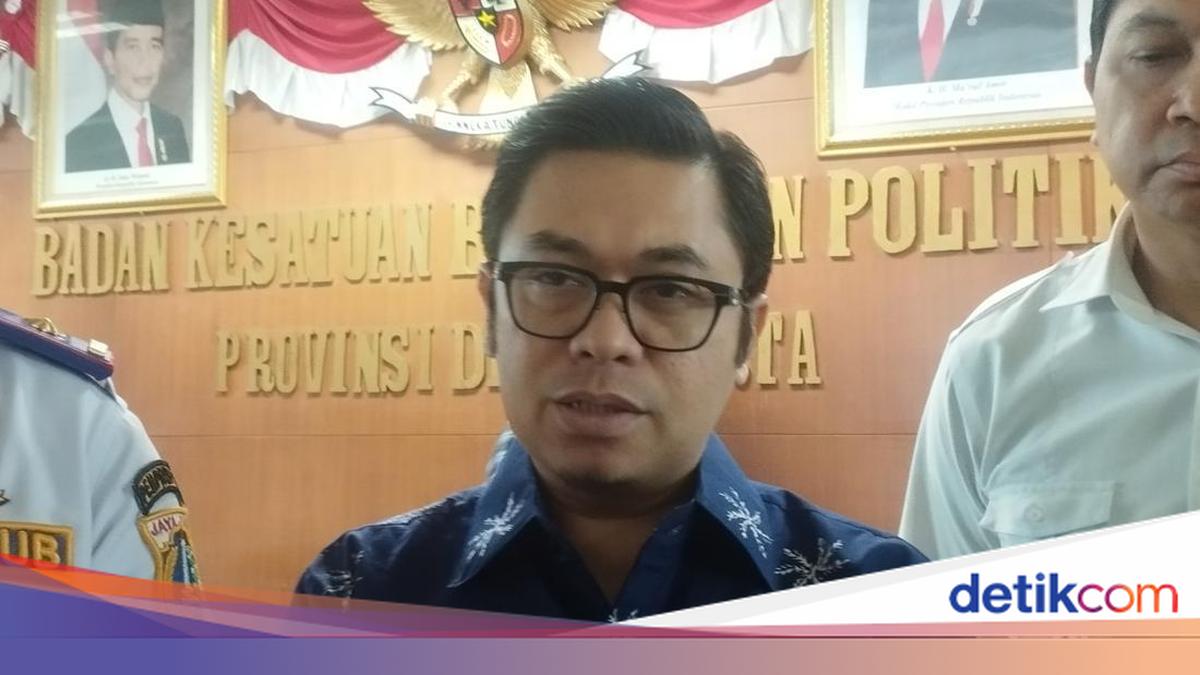 Rus TV onlayn porno Birovning xotiniga yakka holda kirdim