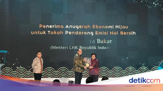 Menteri LHK Siti Nurbaya Bicara Pentingnya Ekonomi Hijau Bagi Manusia