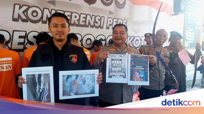 korban luka parah akibat pembacokan di area rumah warga