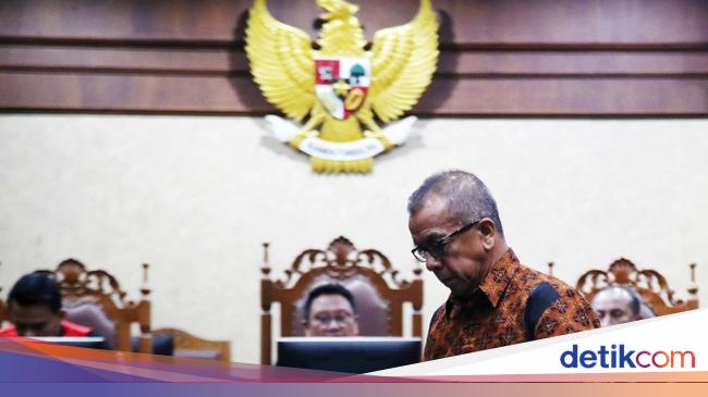 MA Kurangi Uang Pengganti Emirsyah Satar dari Rp 1,4 T Jadi Rp 817 M
