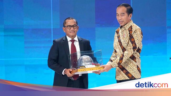 Jokowi Ungkap Arah Kebijakan Infrastruktur Pemerintahan Prabowo