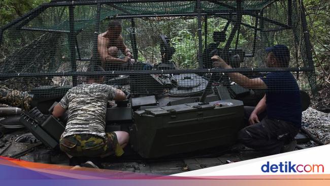 Ukraina Tuduh Rusia Tembak 6 Prajuritnya yang Ditangkap