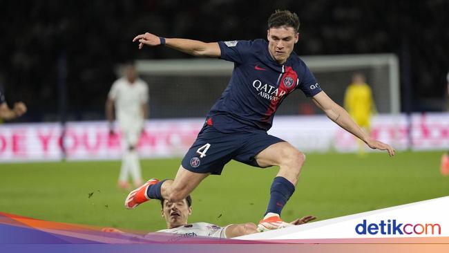 Manuel Ugarte Semakin Dekat Menuju MU