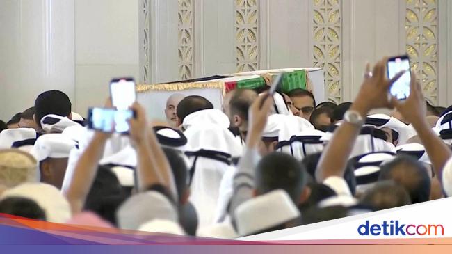 Diantar Ratusan Pelayat, Pemimpin Hamas Ismail Haniyeh Dimakamkan di Doha