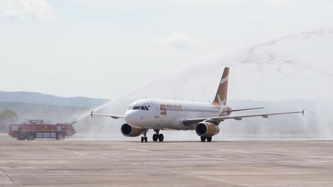 Pesawat Super Air Jet dari Lombok Mendarat Darurat di Bandara Juanda