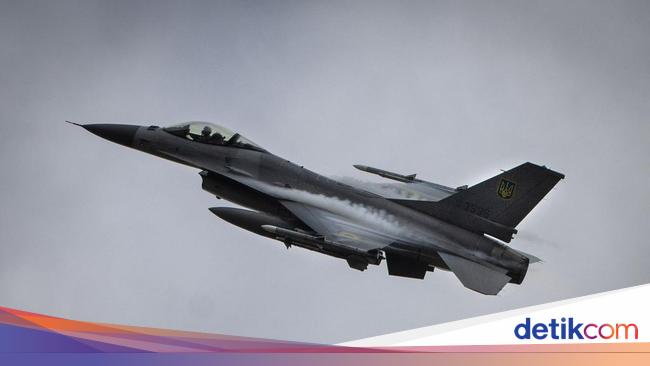 Jet Tempur F-16 Ukraina Jatuh Saat Tangkis Serangan Rusia, Pilot Tewas