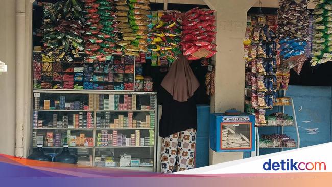 Masih Banyak Pedagang Jual Rokok Ketengan Dekat Sekolah