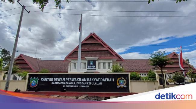 35 Legislator Pangkep Wajib Kembalikan Pin Emas, Dibeli Pakai Belanja Modal