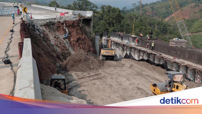 Perbaikan Tol Bocimi yang Longsor Ditargetkan Beres Akhir 2024, Ini Progresnya