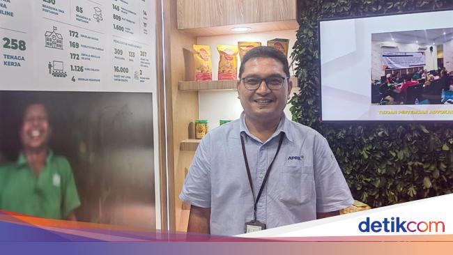 Kontribusi APRIL Group Tekan Kemiskinan Ekstrem Warga Lokal
