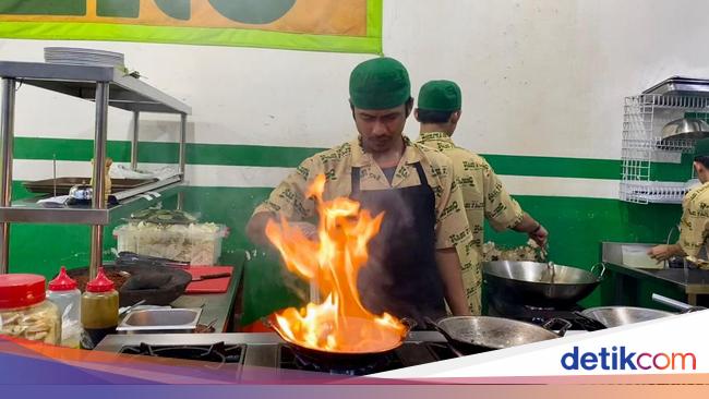 Di Cipete Ada Gongso Jeroan dan Koyor Sapi Semarangan yang Lezat