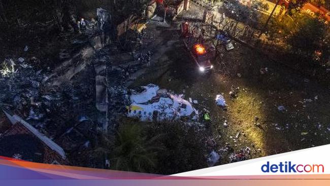 Brazilian President declares 3 days of national mourning after plane crash