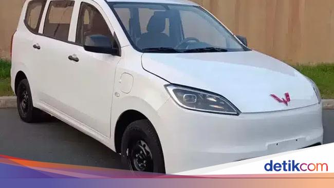 Bocor! Wuling Confero Merambah Jadi MPV Listrik
