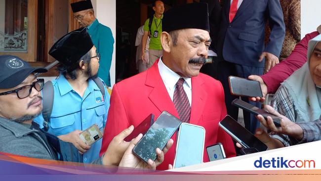 MK Tolak Ubah Batas Usia Cagub, FX Rudy: Pukulan Telak Bagi Penguasa ...