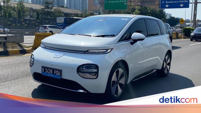 Makin Banyak Mobil China Serbu Indonesia, Wuling Tetap Pede Jadi 'Penguasa' EV