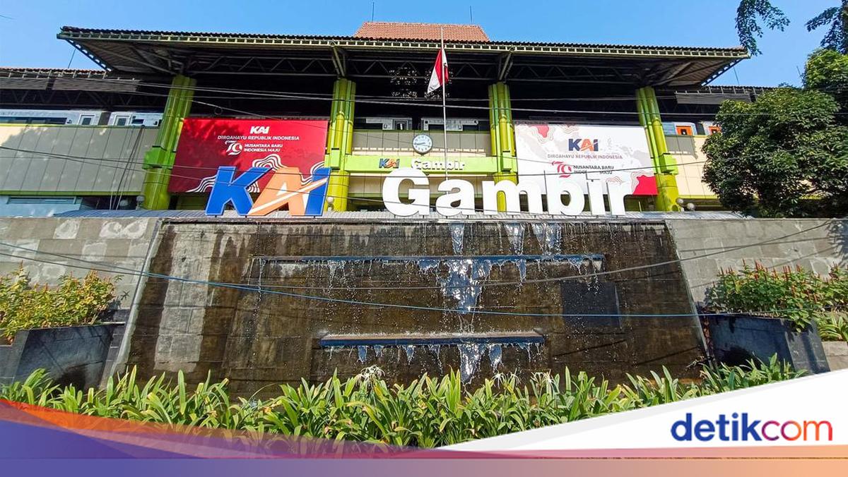 Stasiun Gambir Mau Direnovasi, Bisa buat Naik-Turun KRL