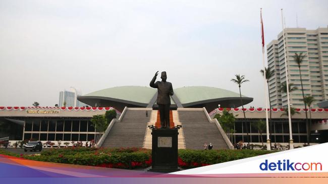 Daftar Lengkap 42 RUU Usulan DPR Masuk Prolegnas Prioritas 2025