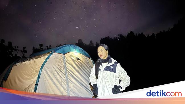 Yura Yunita Naik Gunung Prau, Aku Iri Yura!