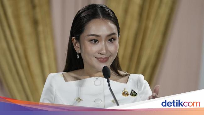 PM Thailand Kibarkan Bendera Pelangi Usai Pernikahan Sejenis Diakui