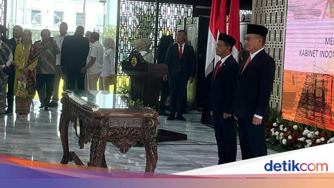 Arifin Serahkan Jabatan Menteri ESDM ke Bahlil, Disaksikan Jonan-Sudirman Said