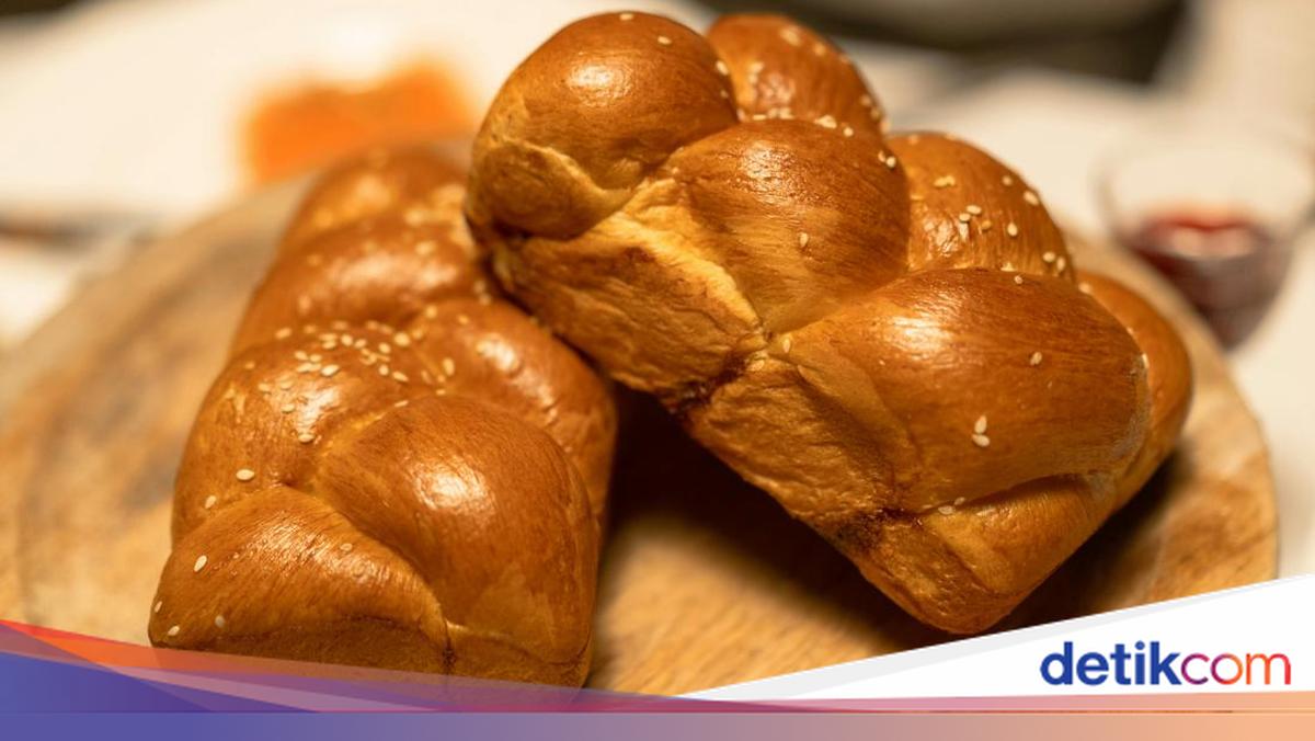 Api Roti 7 Resep Roti Sobek Buatan Sendiri di Rumah, Enak dan Anti Gagal!