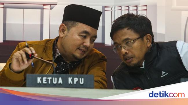 Partisipasi Pemilih di Pilkada: Pilgub 71,39%, Pilbup 74,41%, Pilwalkot 67,74%